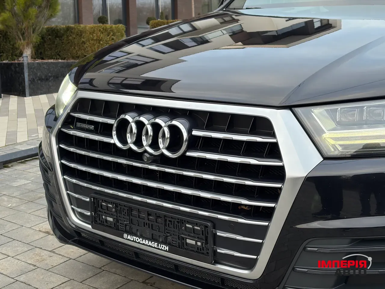 Audi Q7 - фото 13