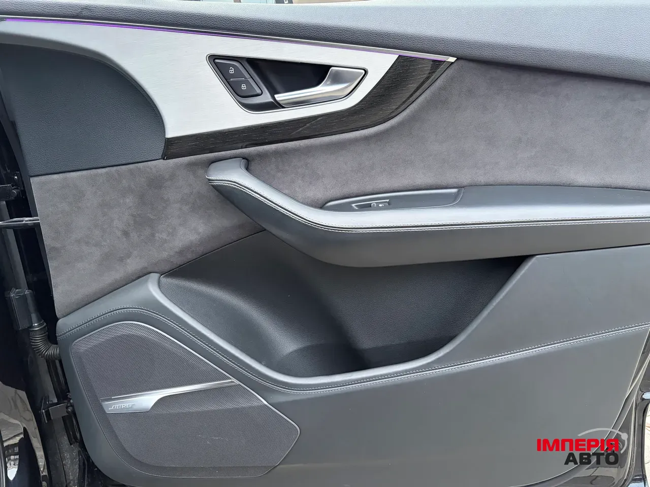 Audi Q7 - фото 50