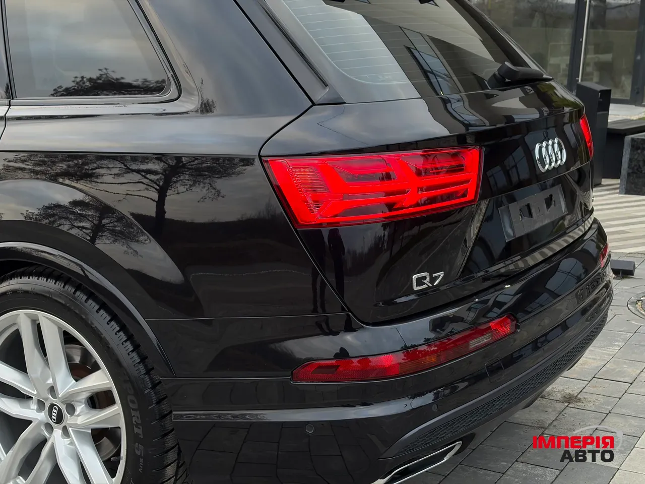 Audi Q7 - фото 22