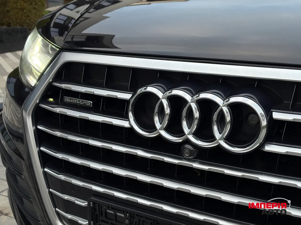 Audi Q7 - фото 11