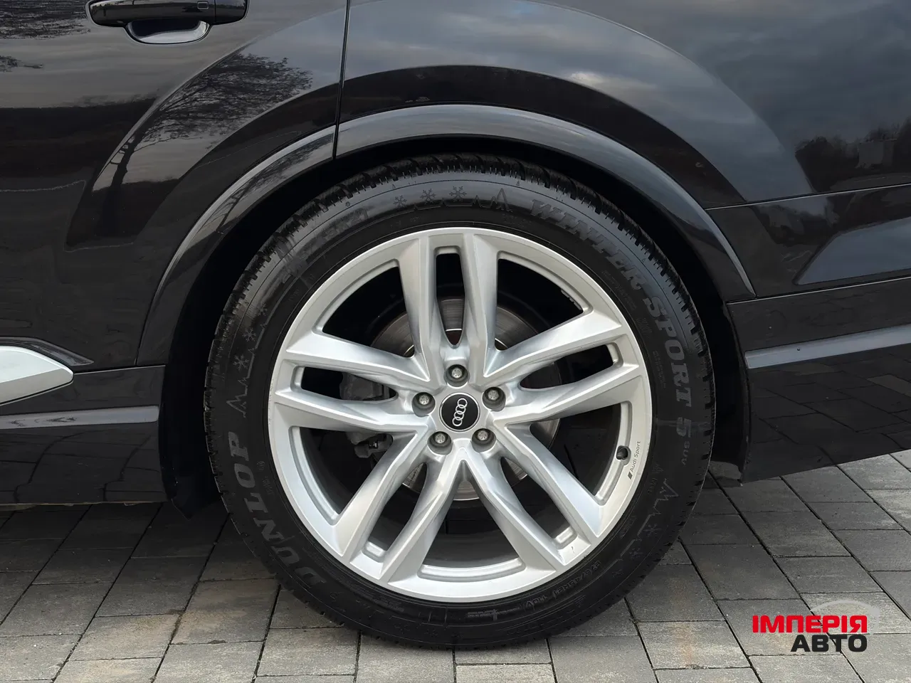 Audi Q7 - фото 17