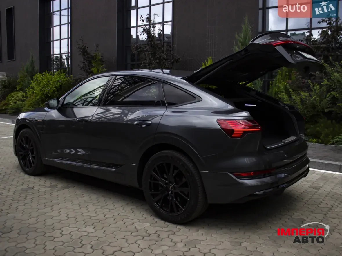 Audi e-tron S - фото 2