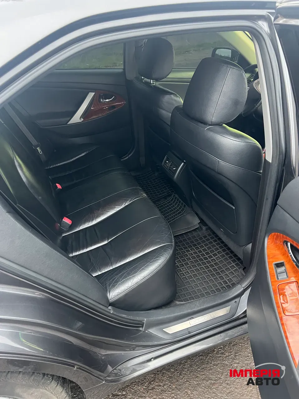 Toyota Camry - фото 9