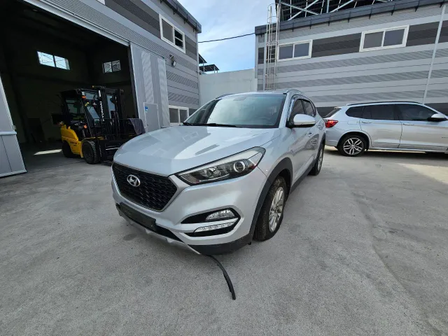 Hyundai Tucson - фото 1