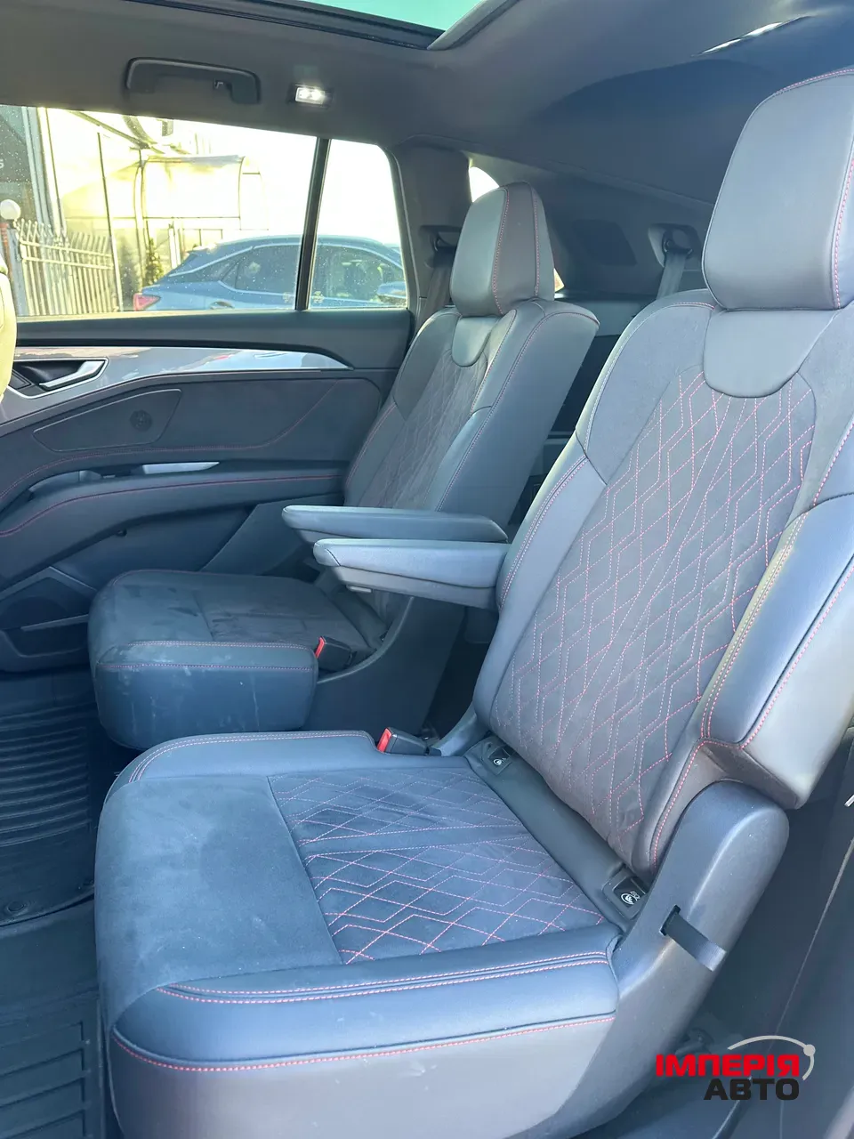 Audi Q5 e-tron - фото 12