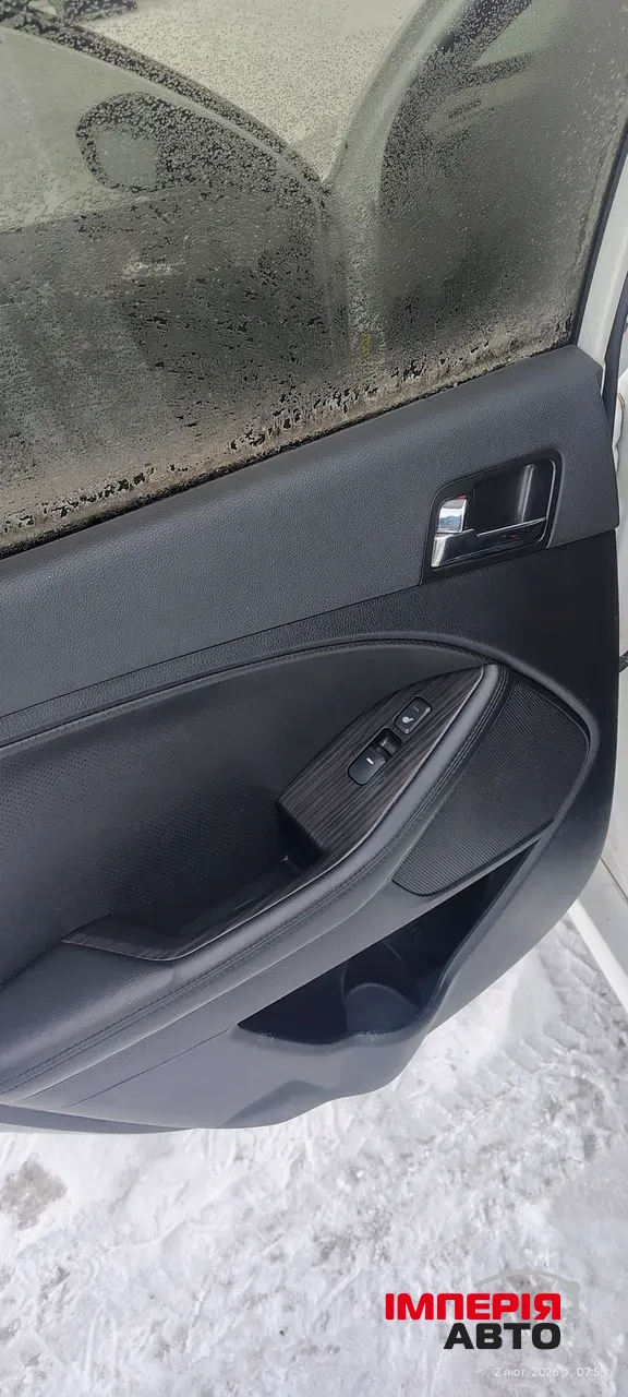 Kia K5 - фото 11