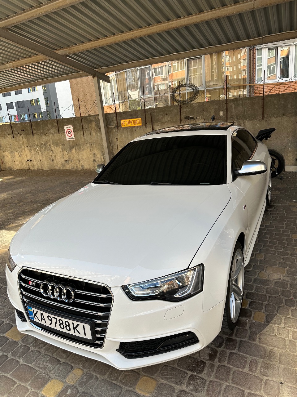 Audi S5 - фото 2