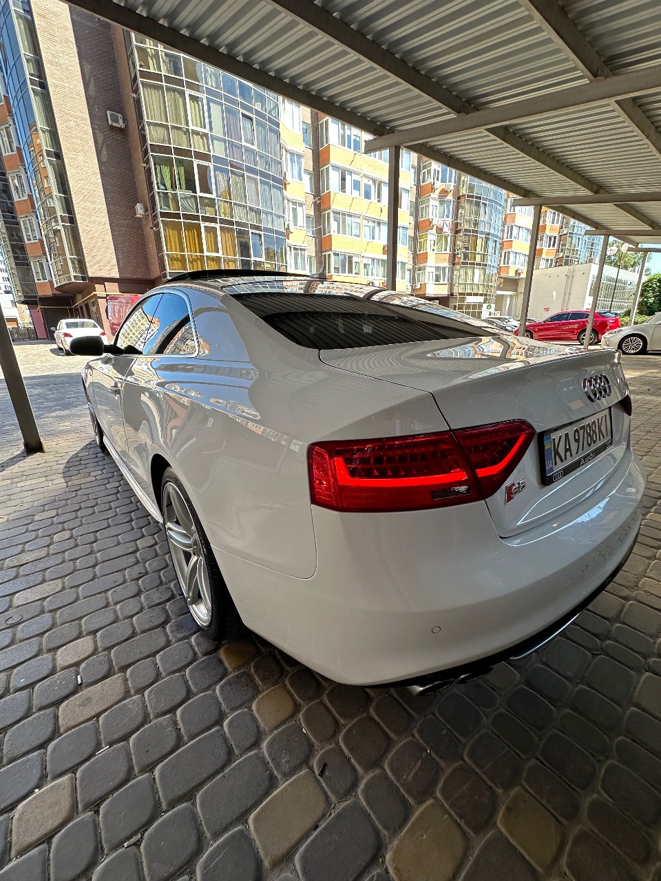 Audi S5 - фото 6