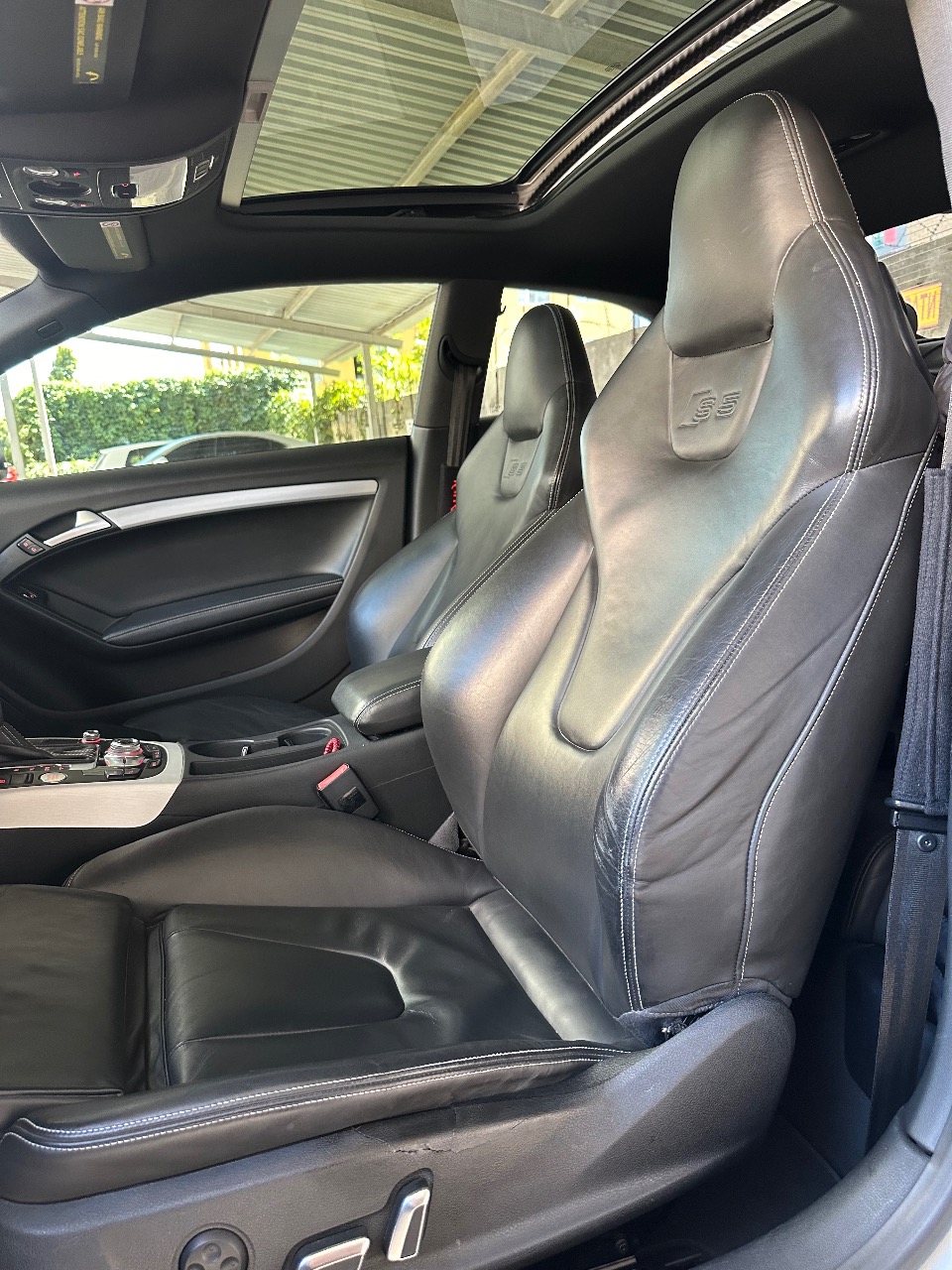 Audi S5 - фото 9