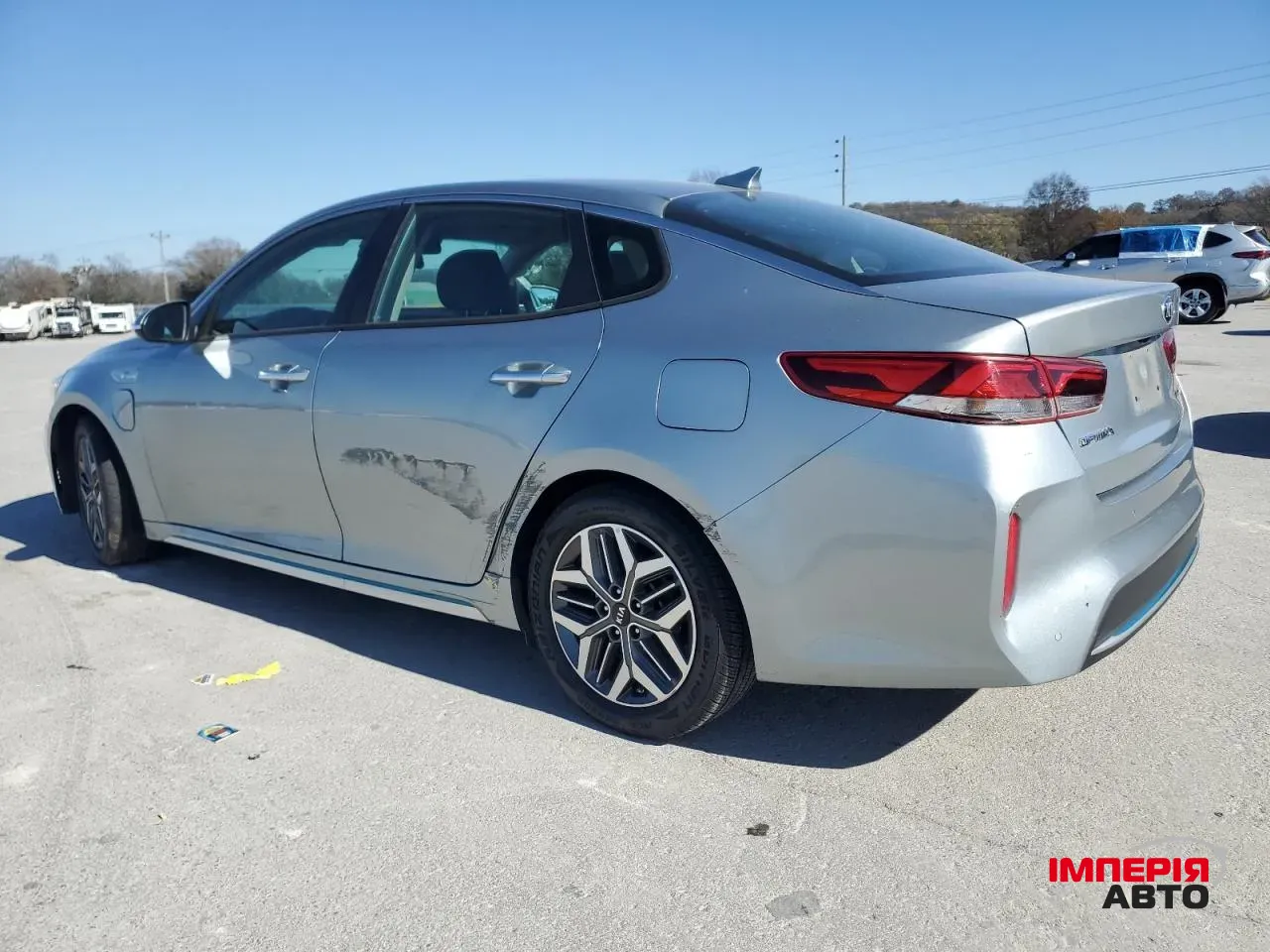 Kia Optima - фото 4