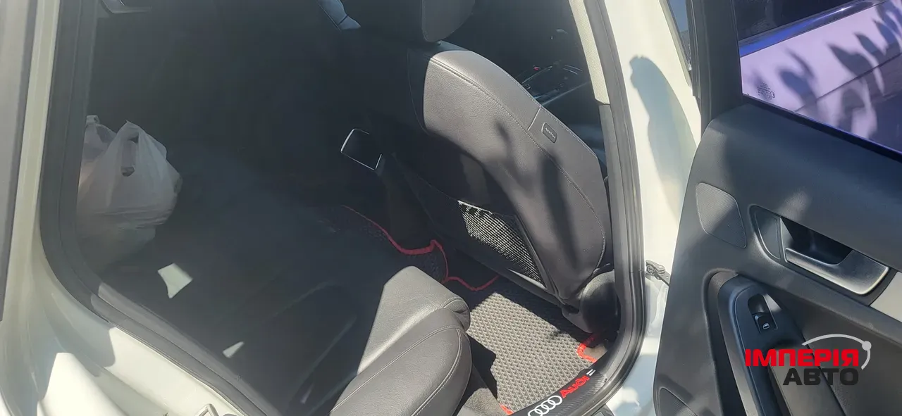 Audi A4 - фото 6