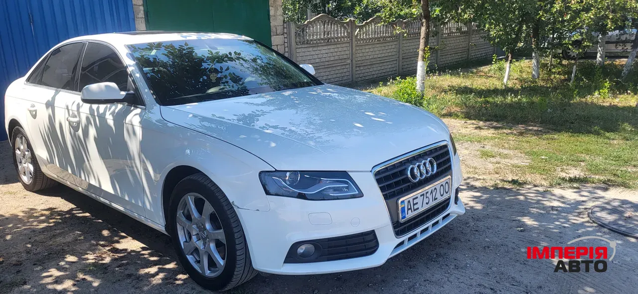 Audi A4 - фото 3