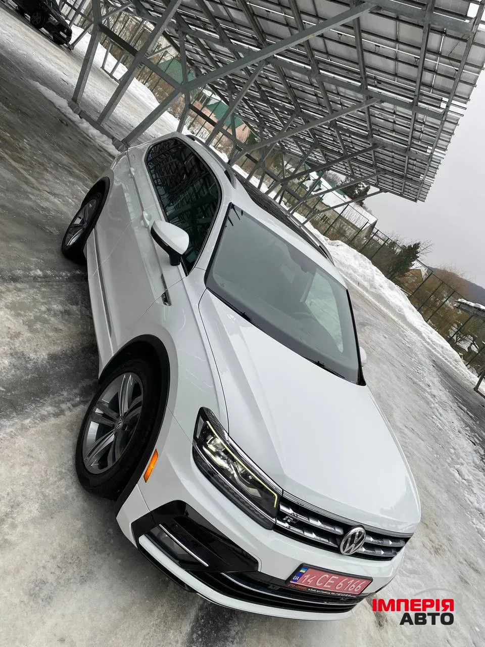 Volkswagen Tiguan - фото 11