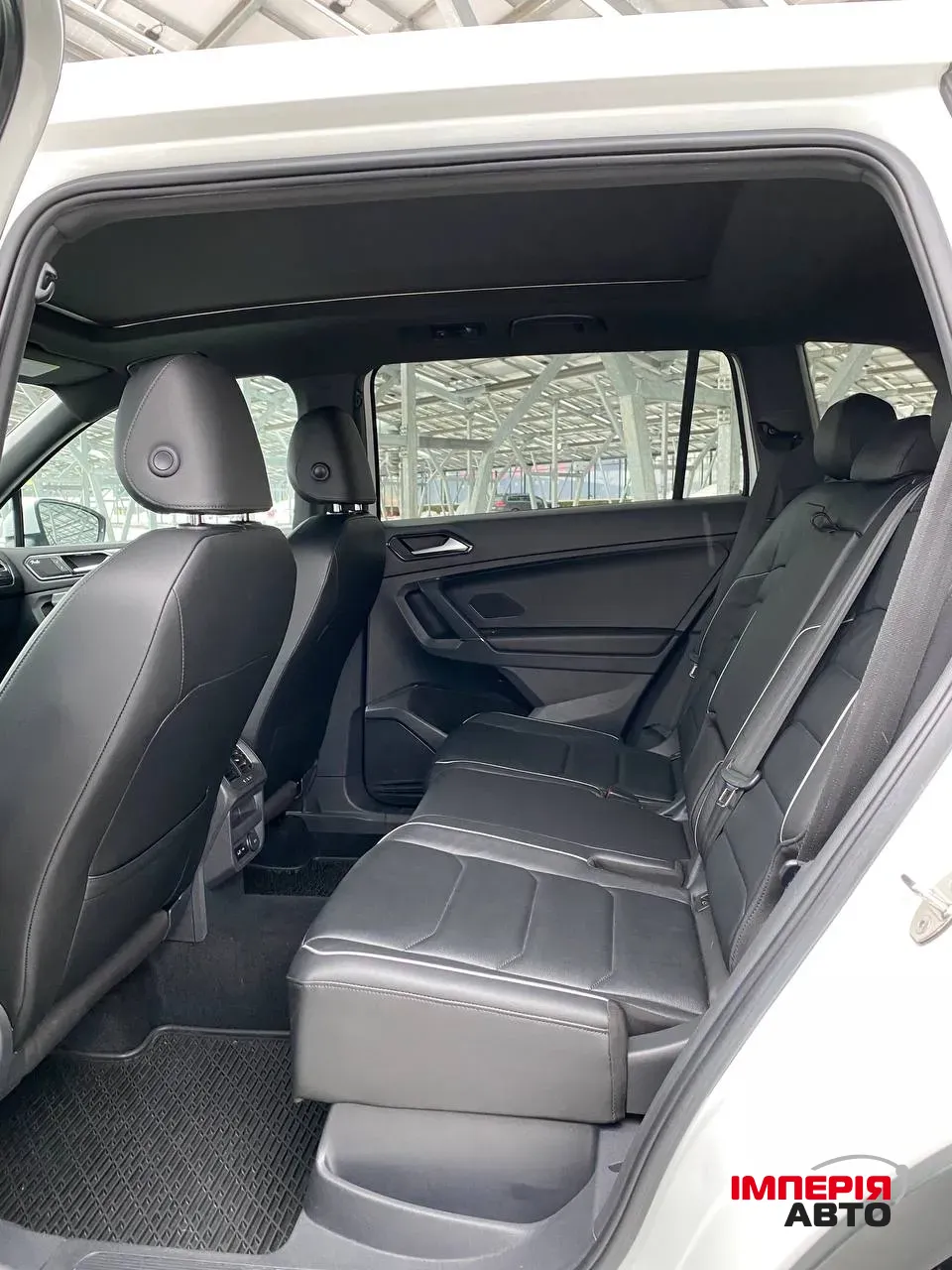 Volkswagen Tiguan - фото 26