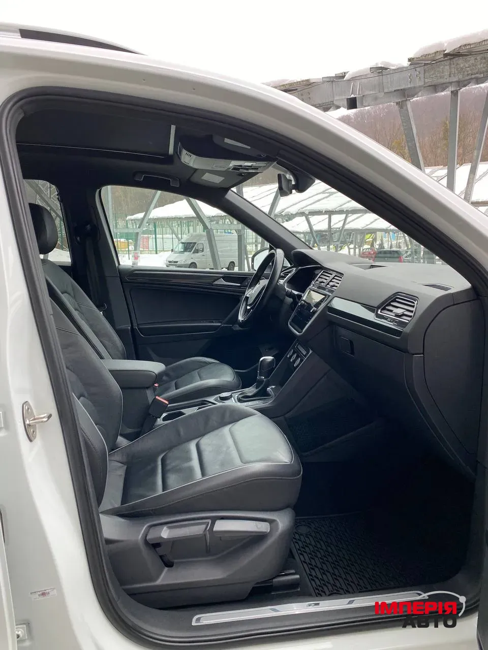 Volkswagen Tiguan - фото 33