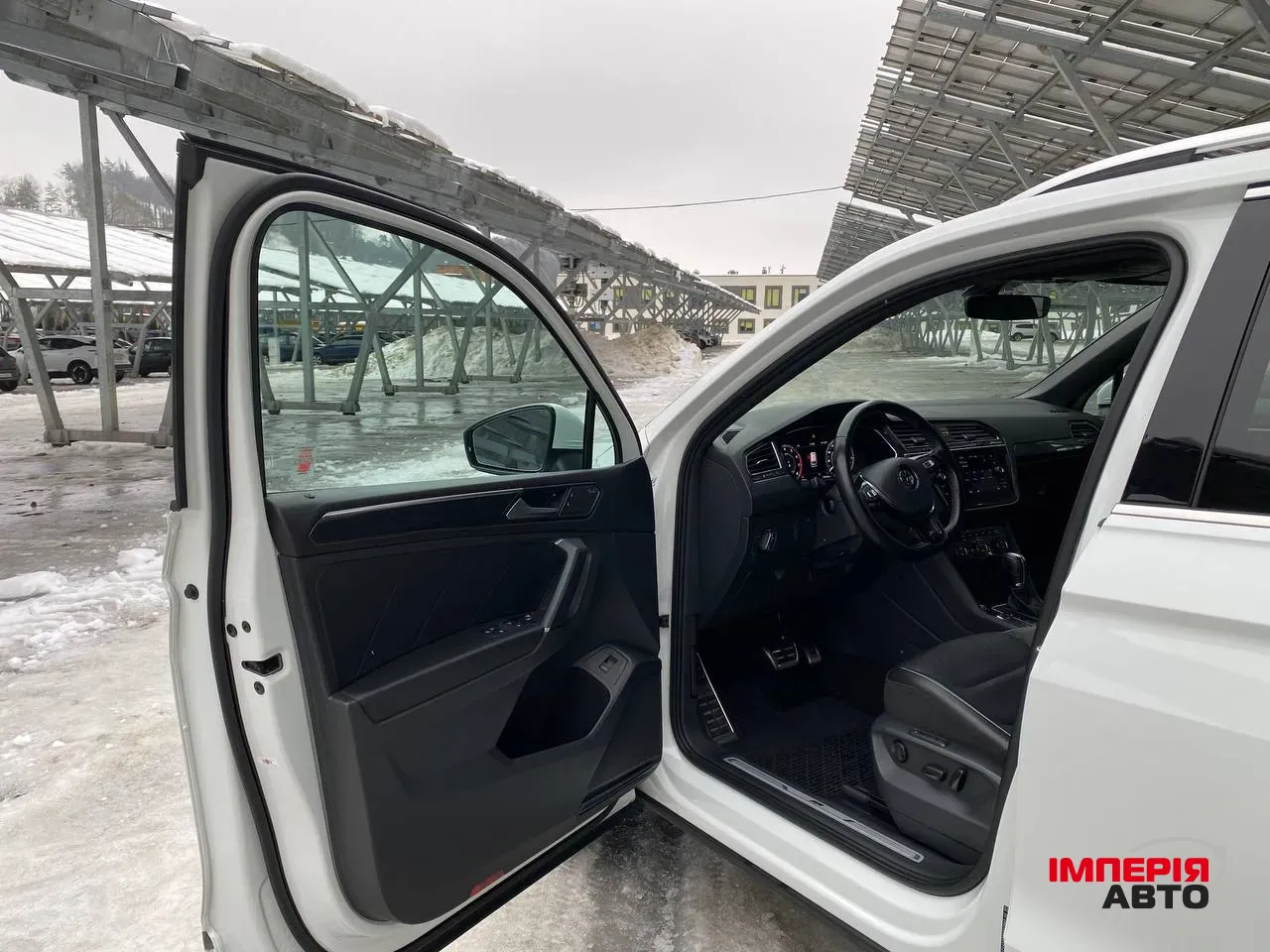 Volkswagen Tiguan - фото 22