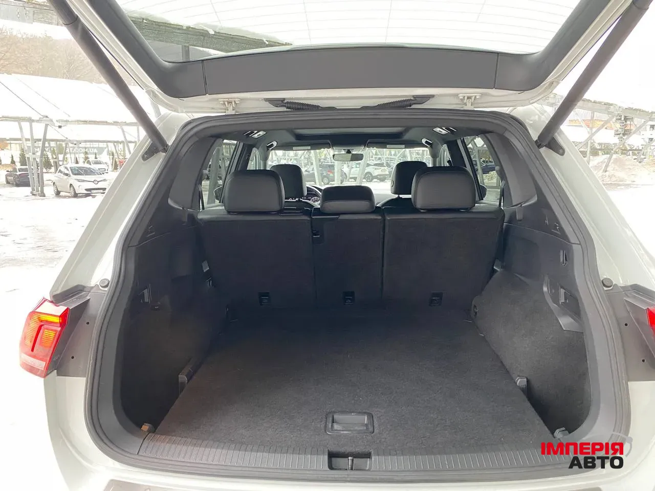 Volkswagen Tiguan - фото 28