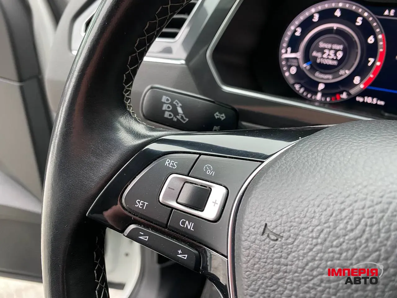 Volkswagen Tiguan - фото 36