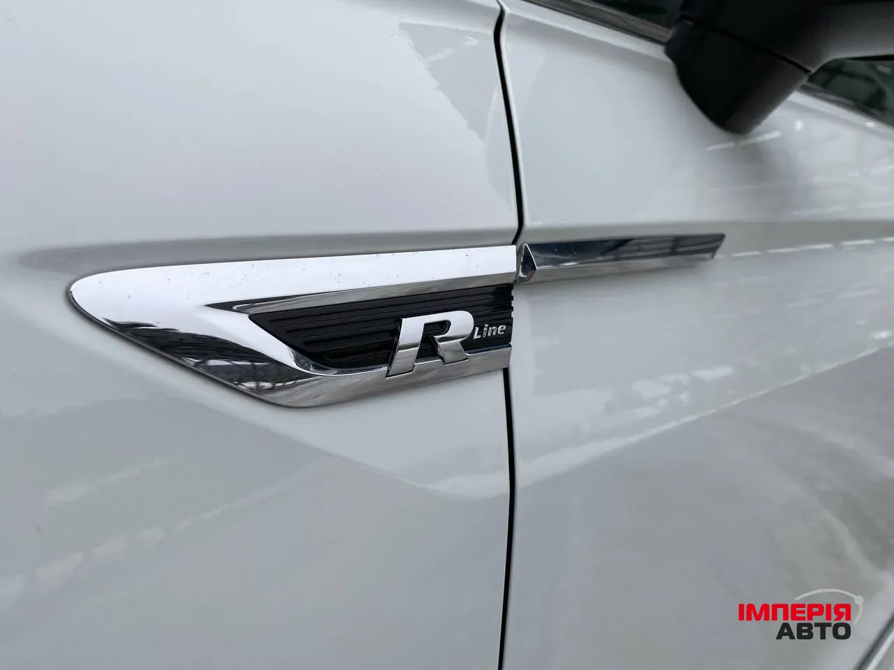 Volkswagen Tiguan - фото 17