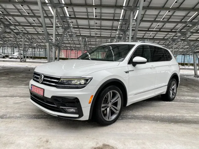 Volkswagen Tiguan - фото 1