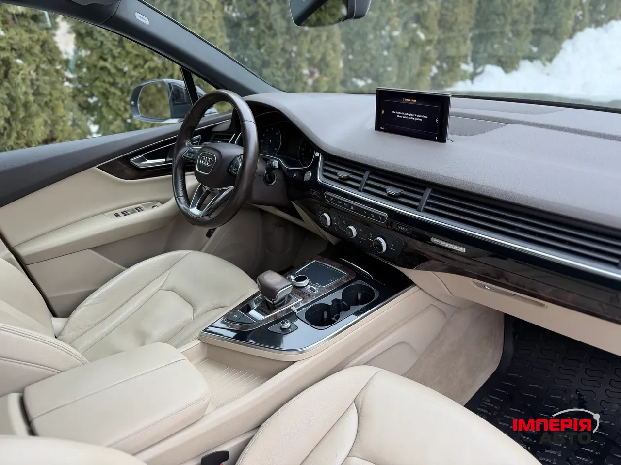 Audi Q7 - фото 13