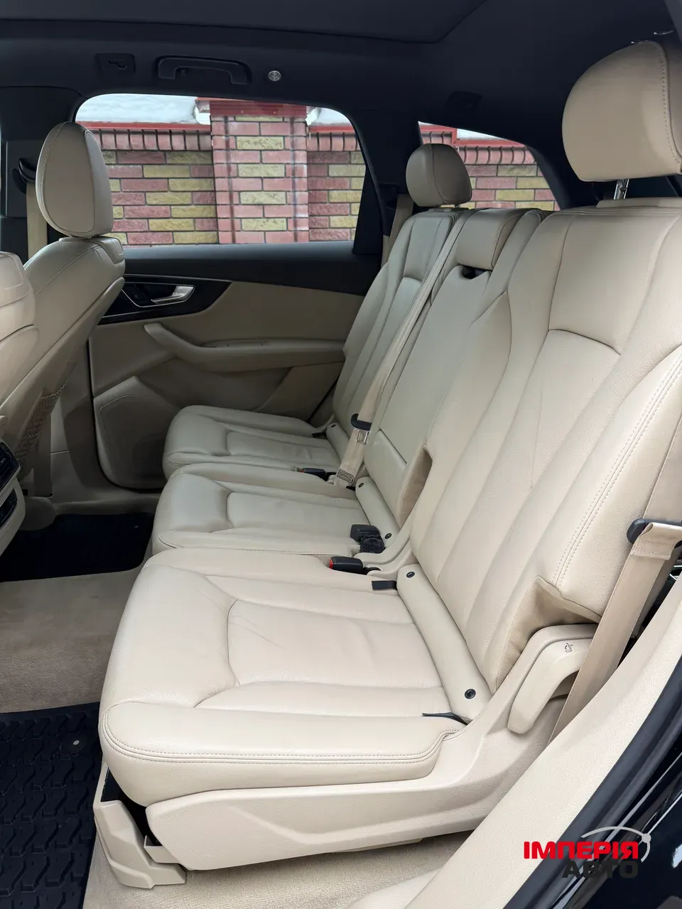 Audi Q7 - фото 21