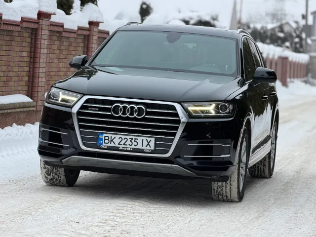 Audi Q7 - фото 3