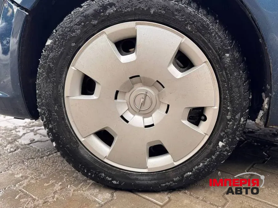 Opel Zafira - фото 10