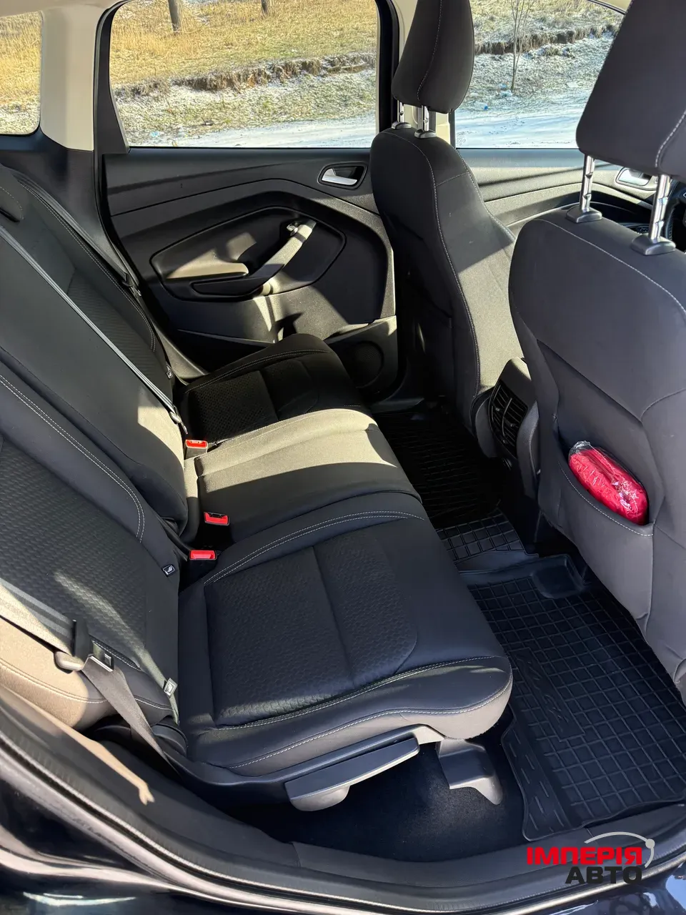 Ford Kuga - фото 11