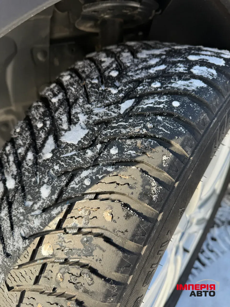 Ford Kuga - фото 16