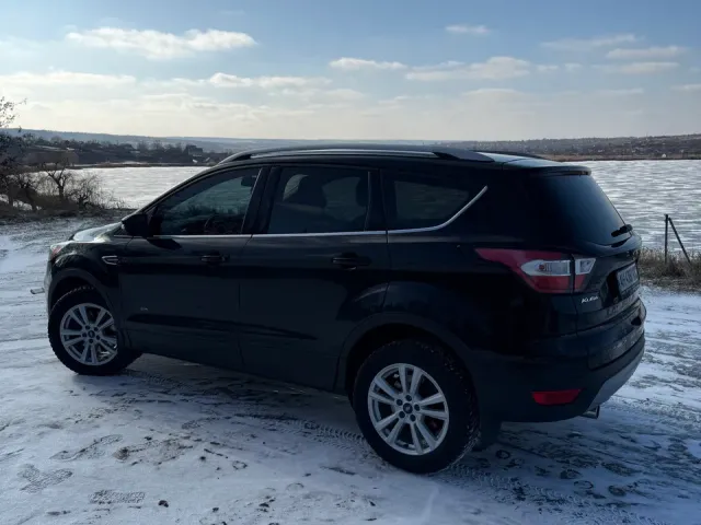 Ford Kuga - фото 5