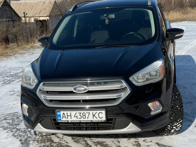 Ford Kuga - фото 2