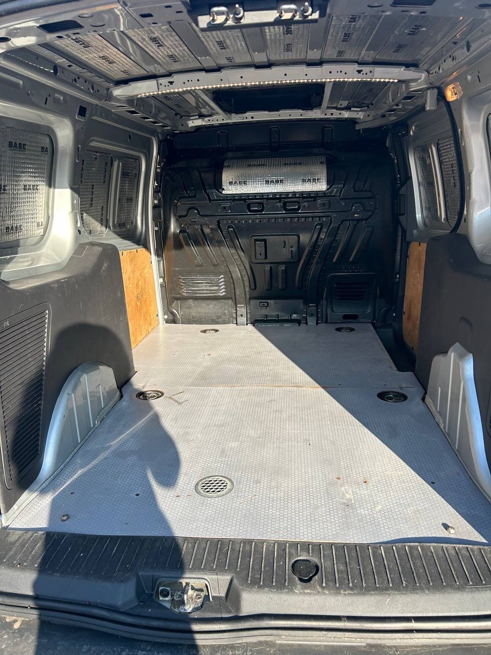 Ford Transit Connect - фото 36