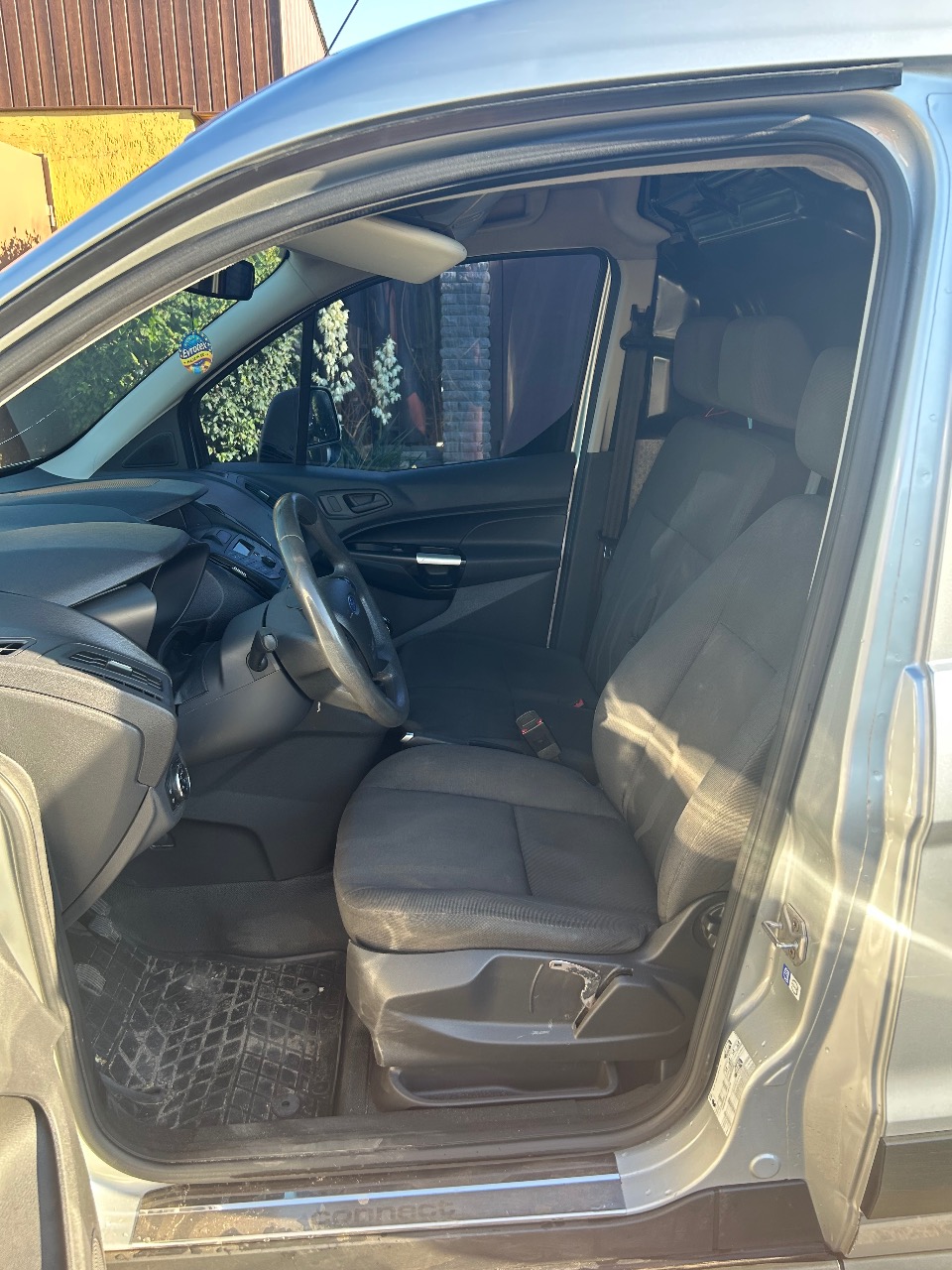 Ford Transit Connect - фото 12