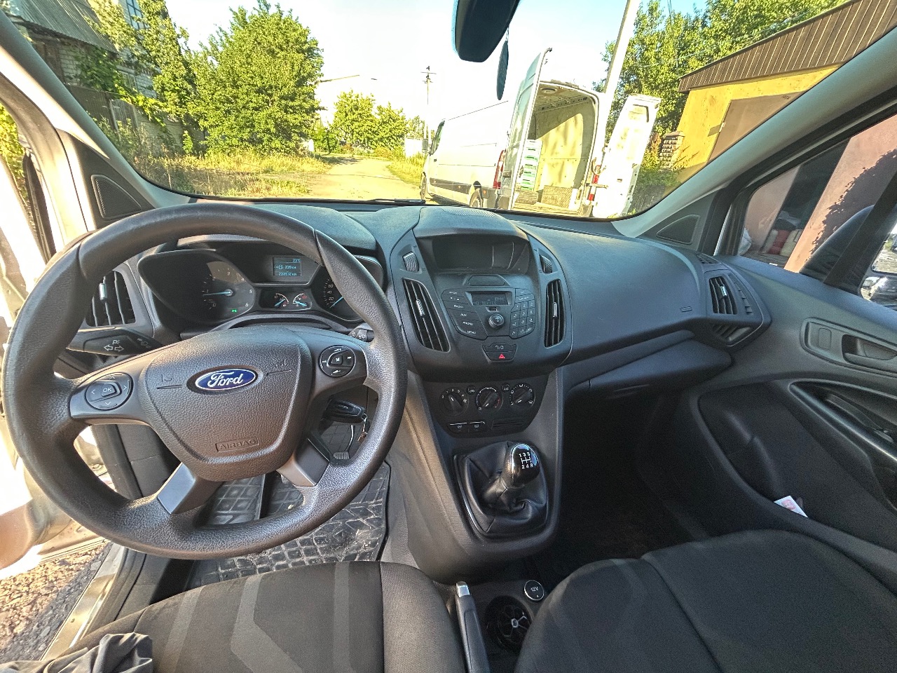 Ford Transit Connect - фото 9