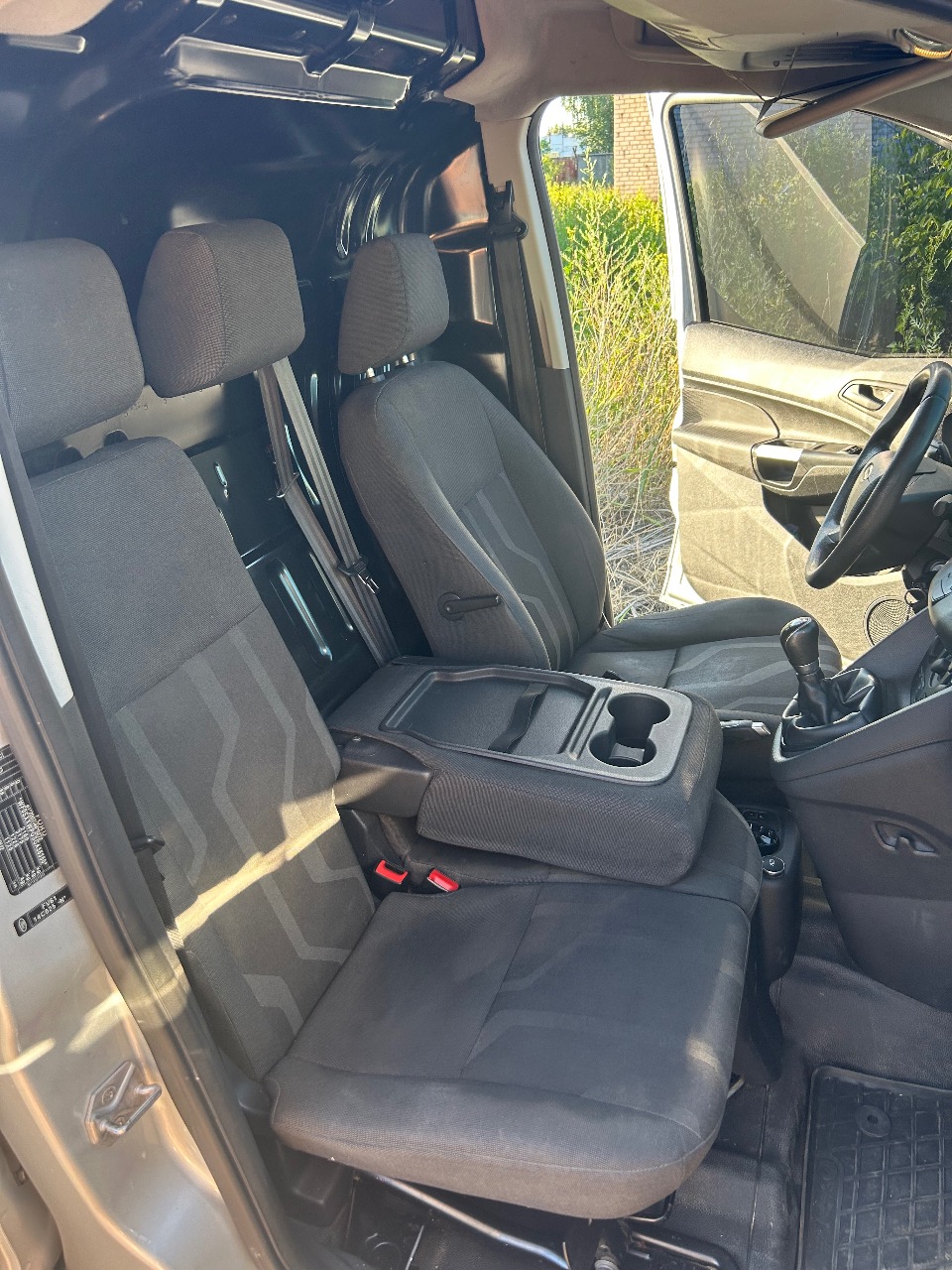 Ford Transit Connect - фото 28