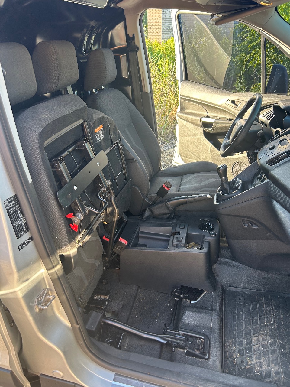 Ford Transit Connect - фото 26