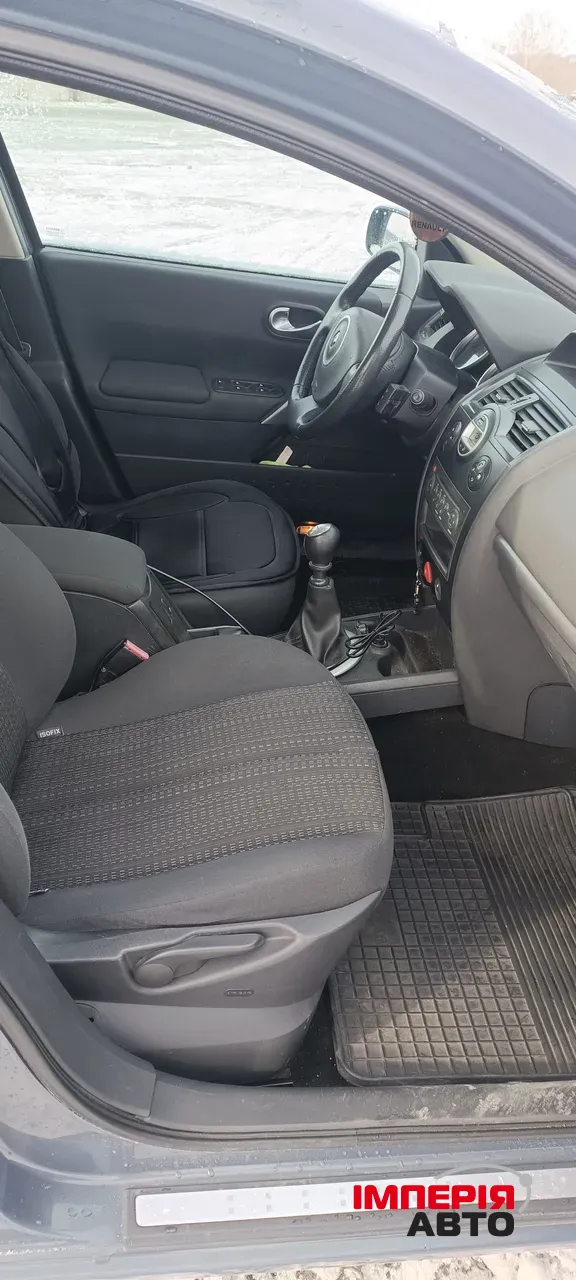 Renault Megane - фото 10