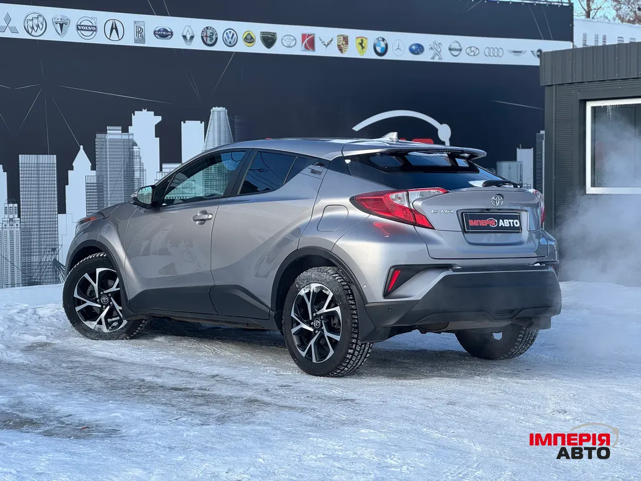 Toyota C-HR - фото 5