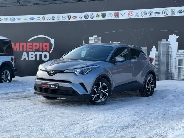 Toyota C-HR - фото 1