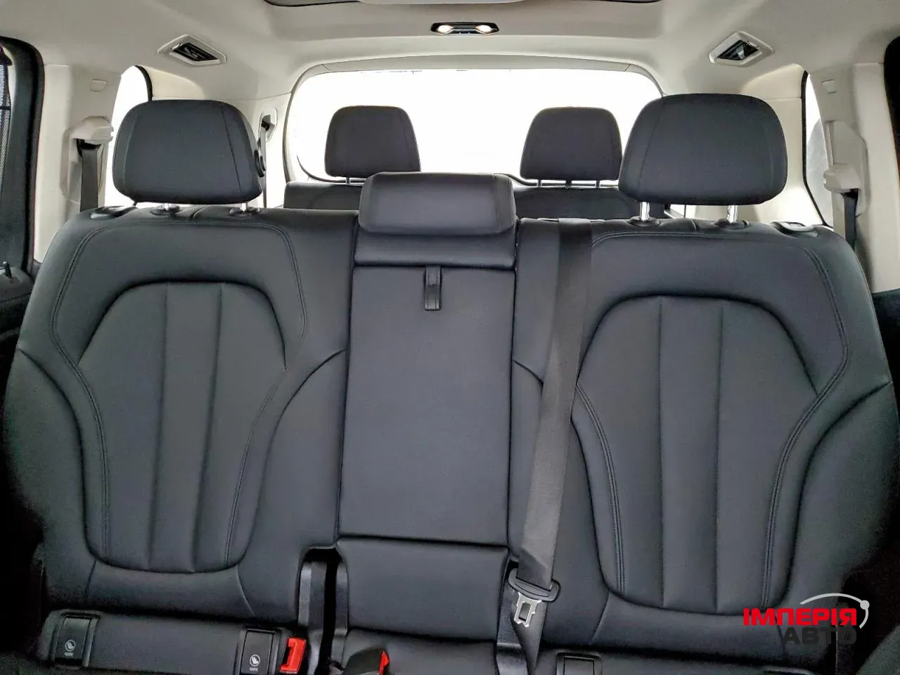 BMW X7 - фото 13