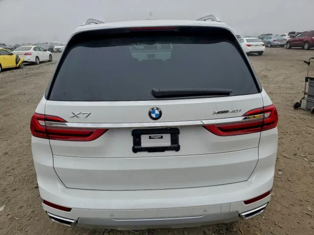 BMW X7 - фото 3