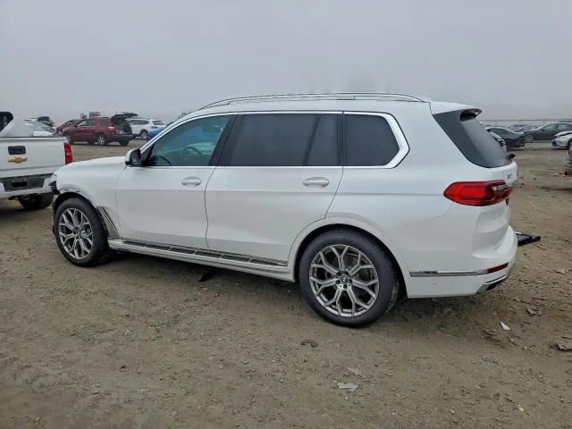 BMW X7 - фото 2