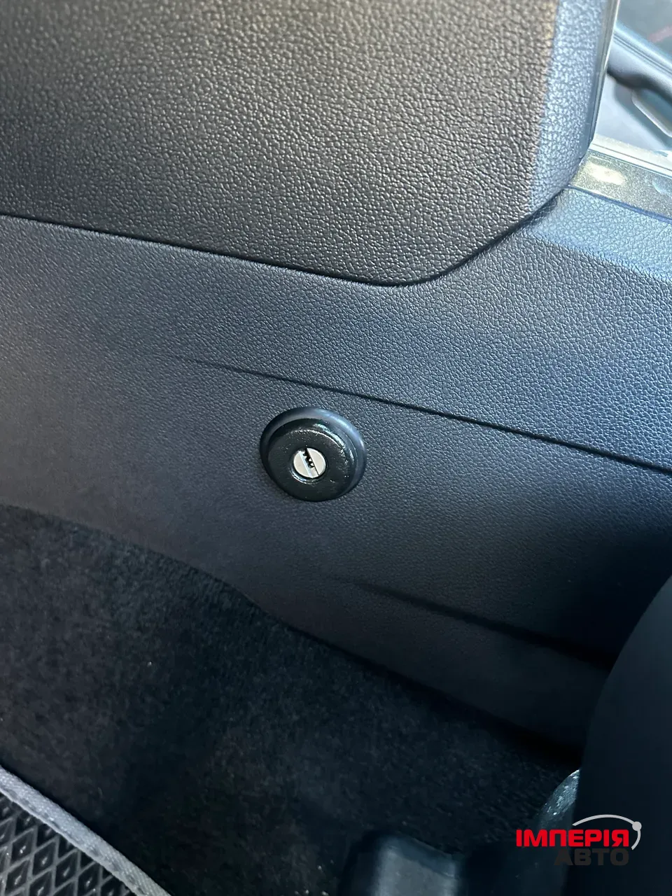 Ford Explorer - фото 25