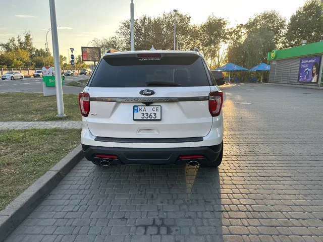 Ford Explorer - фото 3