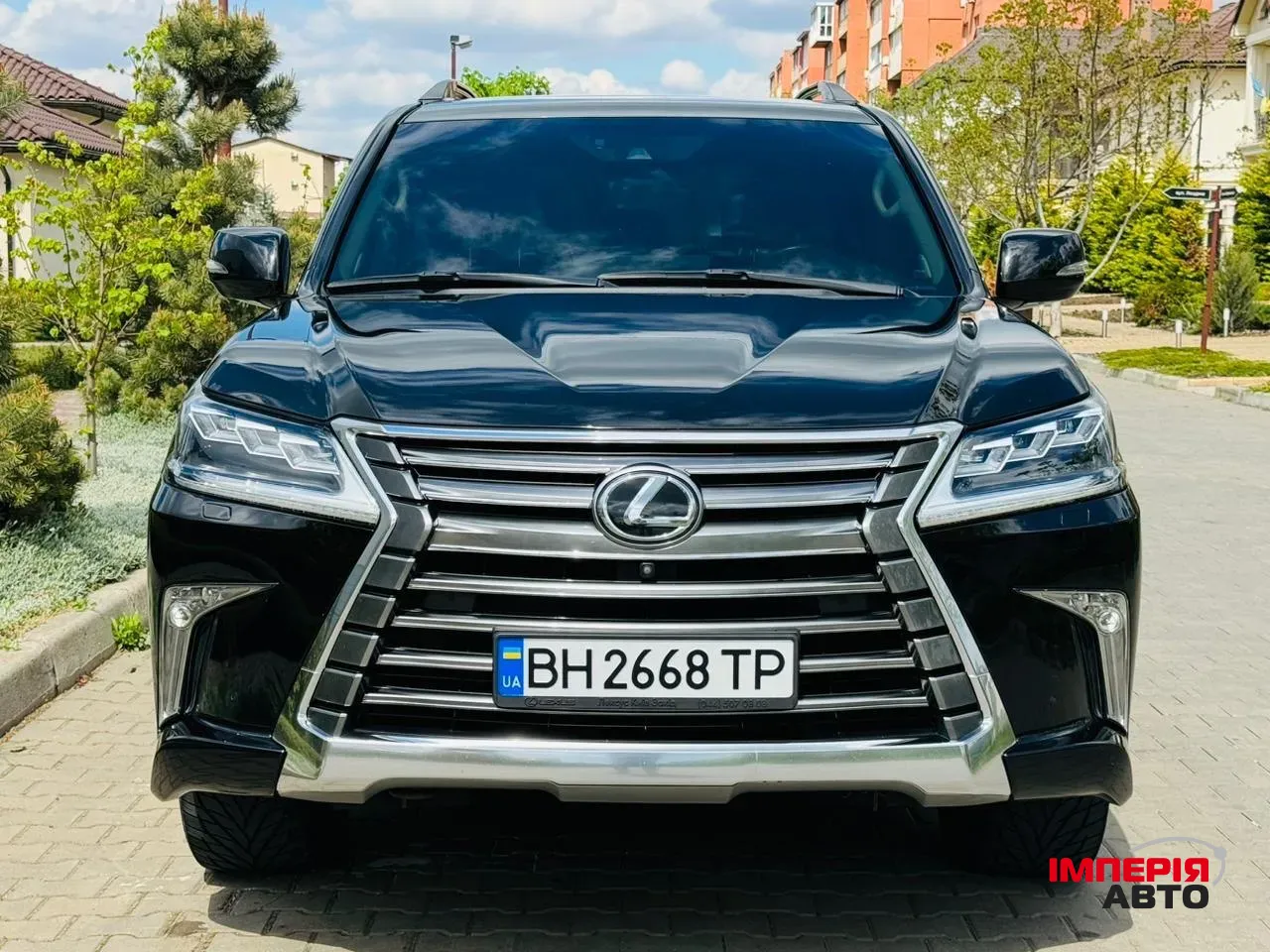 Lexus LX - фото 5