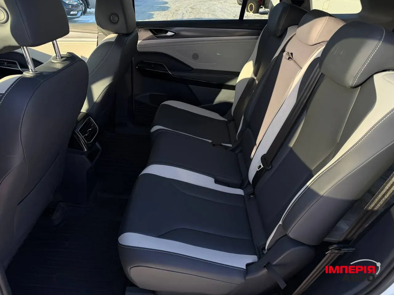 Volkswagen ID.6 - фото 39