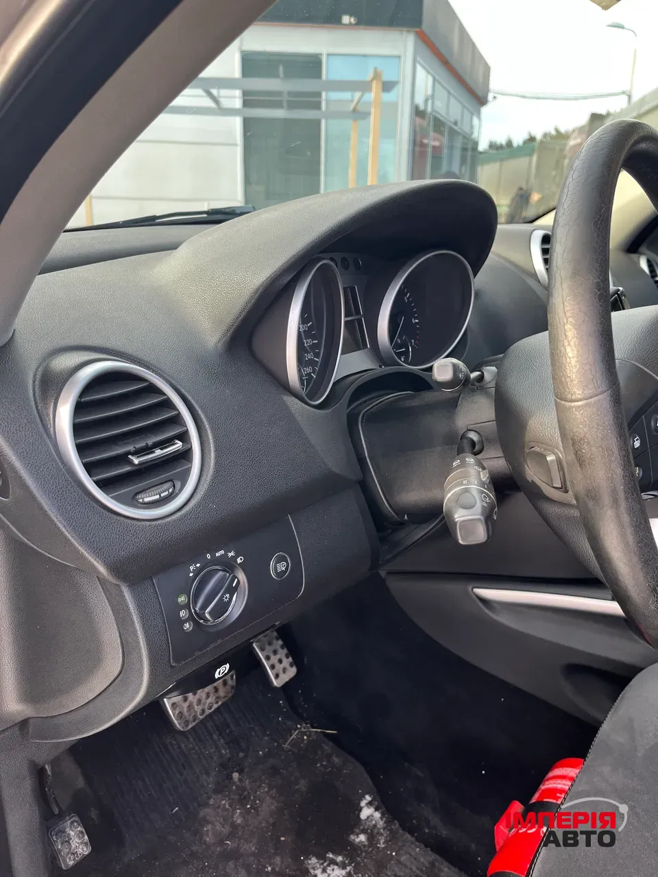 Mercedes-Benz M-Класс - фото 19