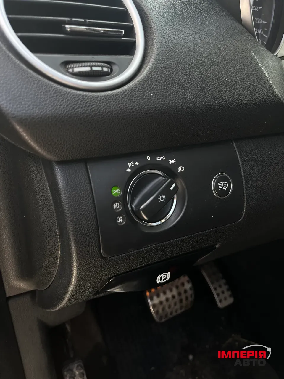 Mercedes-Benz M-Класс - фото 32