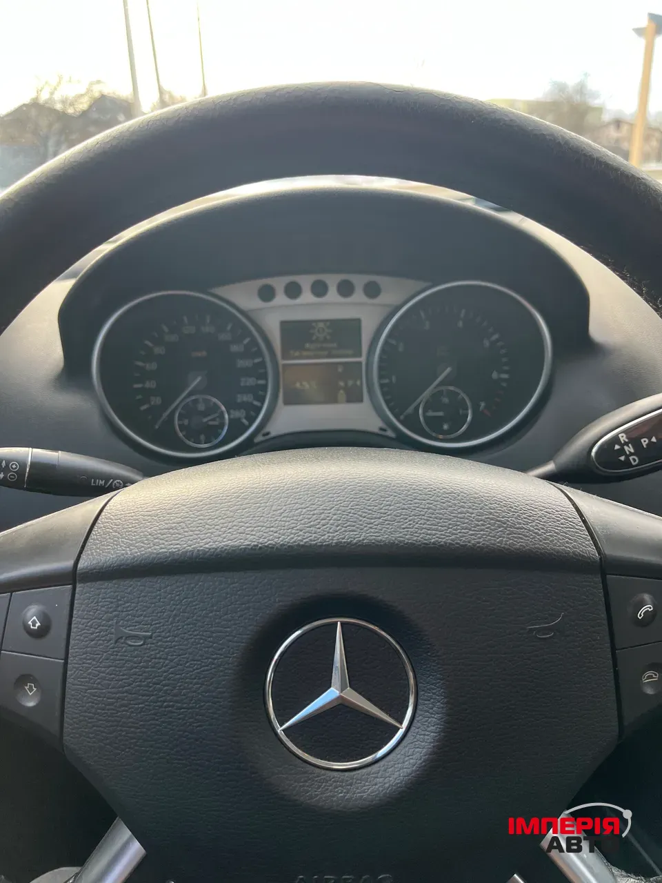 Mercedes-Benz M-Класс - фото 30